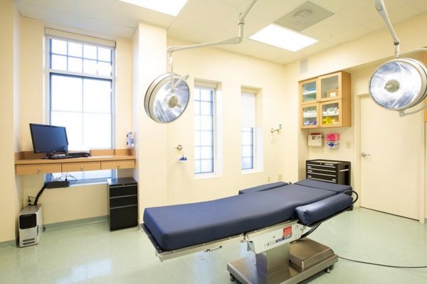 our-surgery-center-img